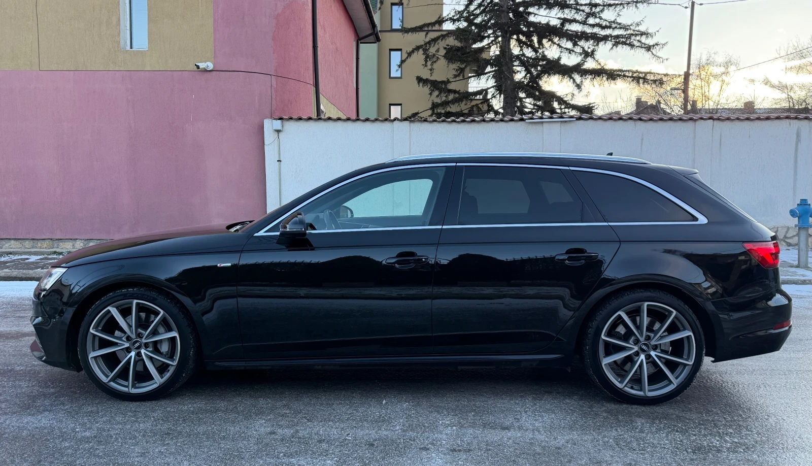 Audi A4 2.0 Quattro S-LINE+ + Внос Швейцария - изображение 3