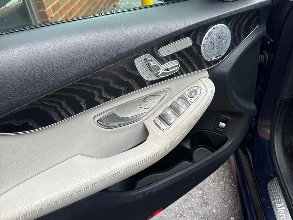 Mercedes-Benz C 300 * CARFAX * ���� �� �� | Mobile.bg � ����������� 13