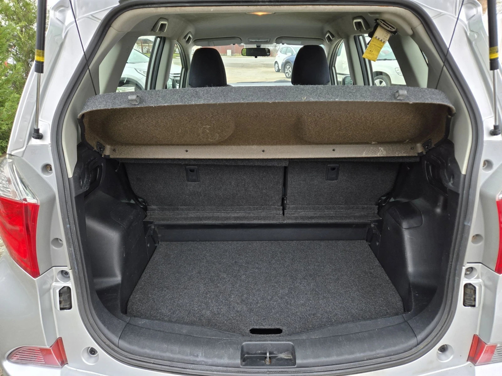 Toyota Verso S 1.3VVTI-99кс= 6СКОРОСТИ= КАМЕРА= EURO 5B - изображение 10