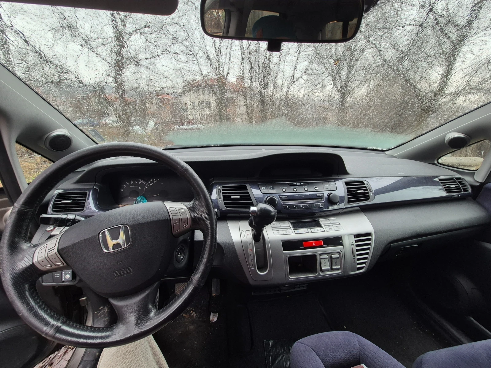 Honda Fr-v 1.8 бензин/газ - изображение 4