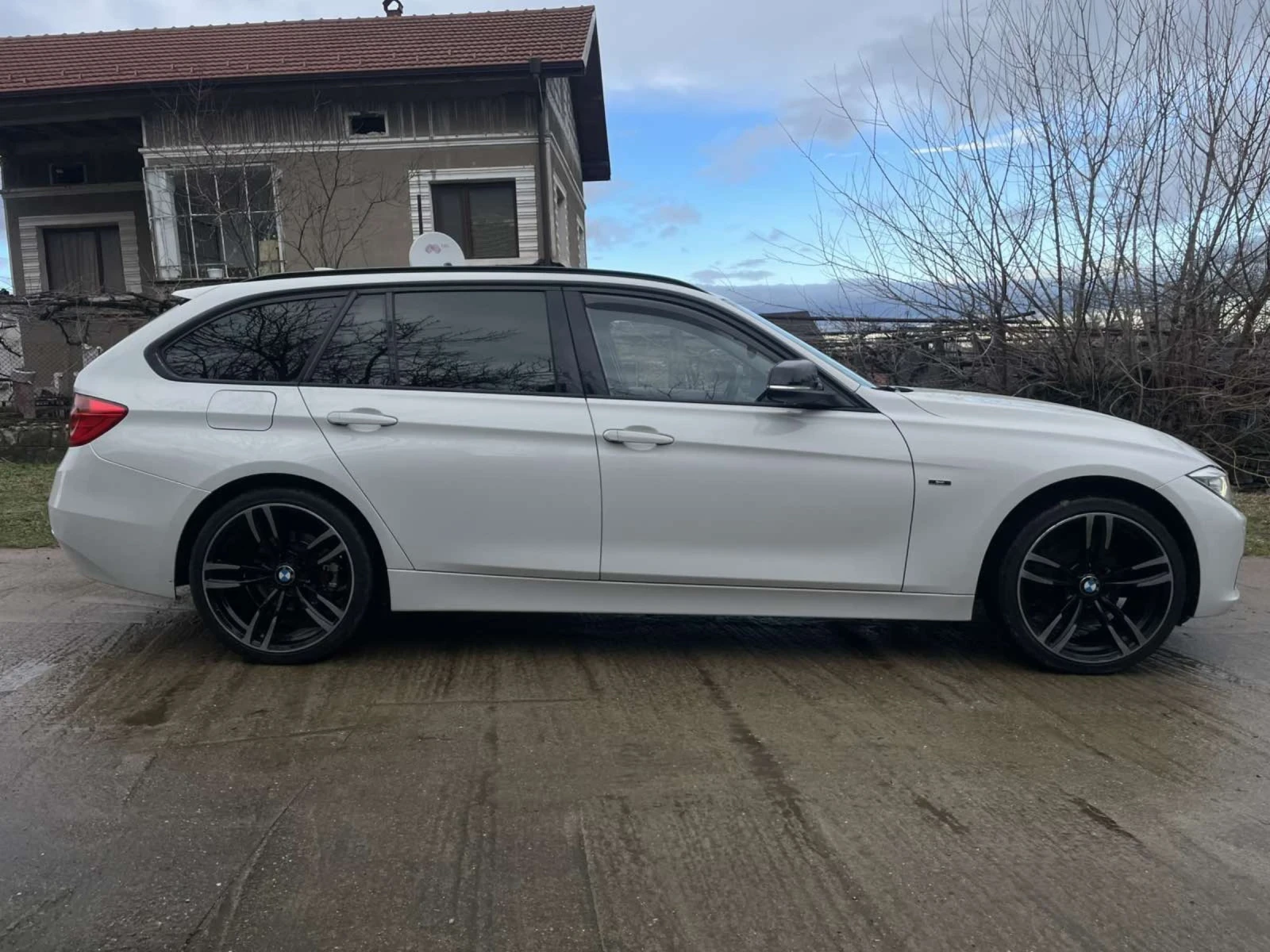 BMW 320 Xdrive Automatic F31, снимка 3 - Автомобили и джипове - 53743489