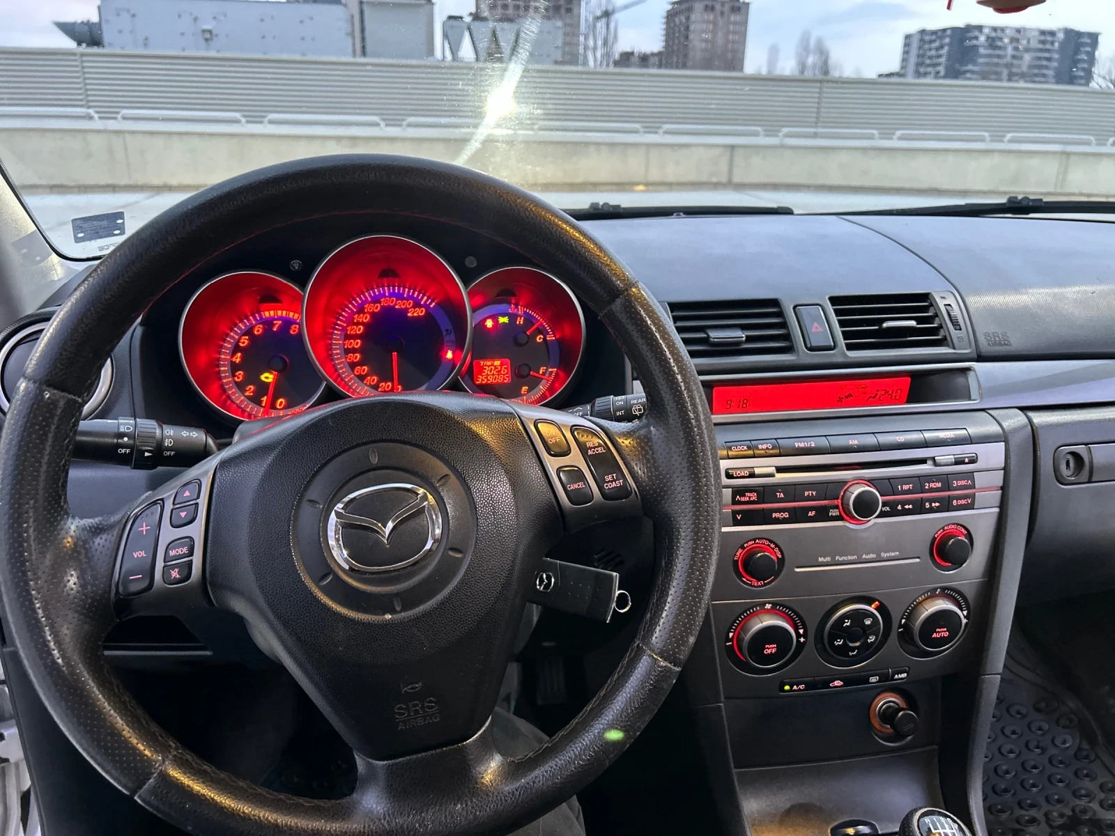 Mazda 3 Facelift, снимка 9 - Автомобили и джипове - 53951192