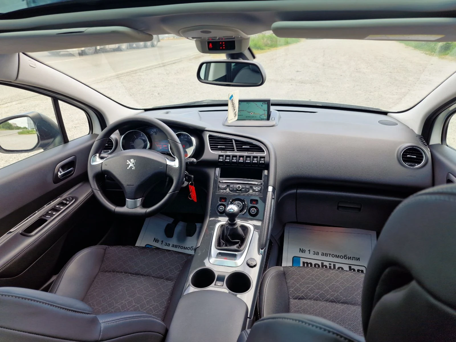 Peugeot 3008 1.6HDI LED-PANORAMA, снимка 11 - Автомобили и джипове - 54138313