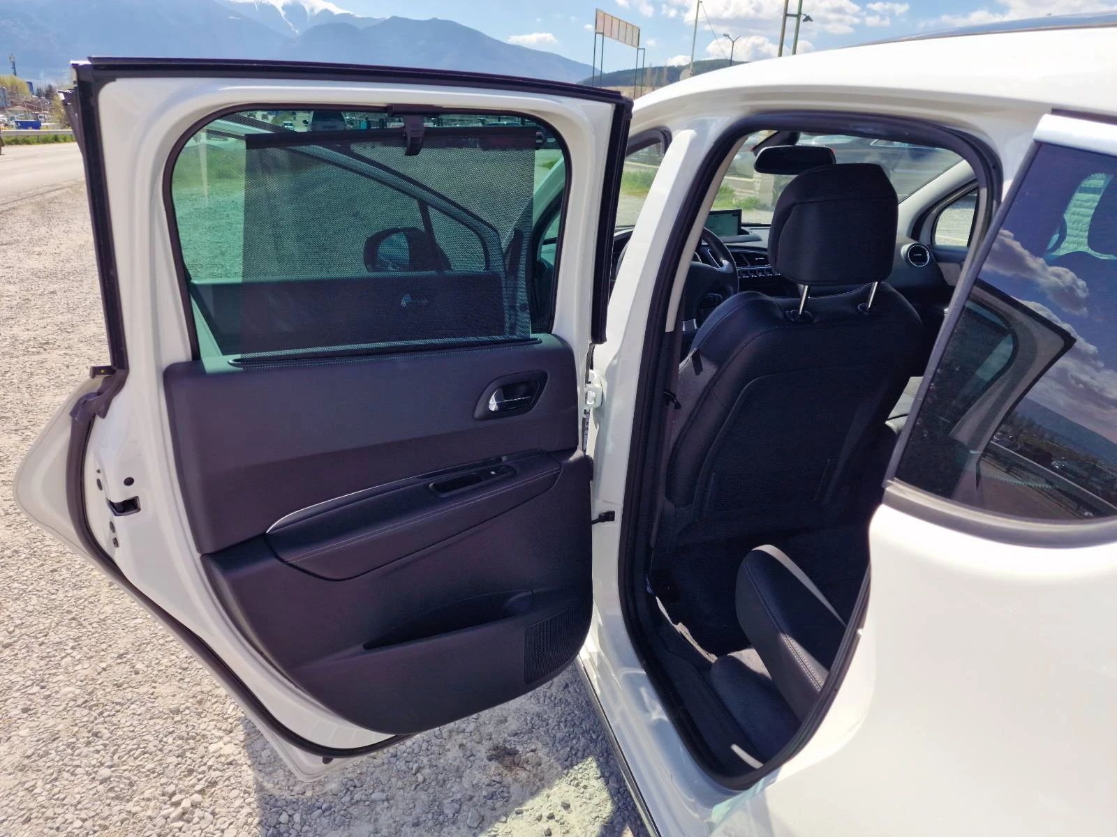Peugeot 3008 1.6HDI LED-PANORAMA | Mobile.bg � ����������� 14