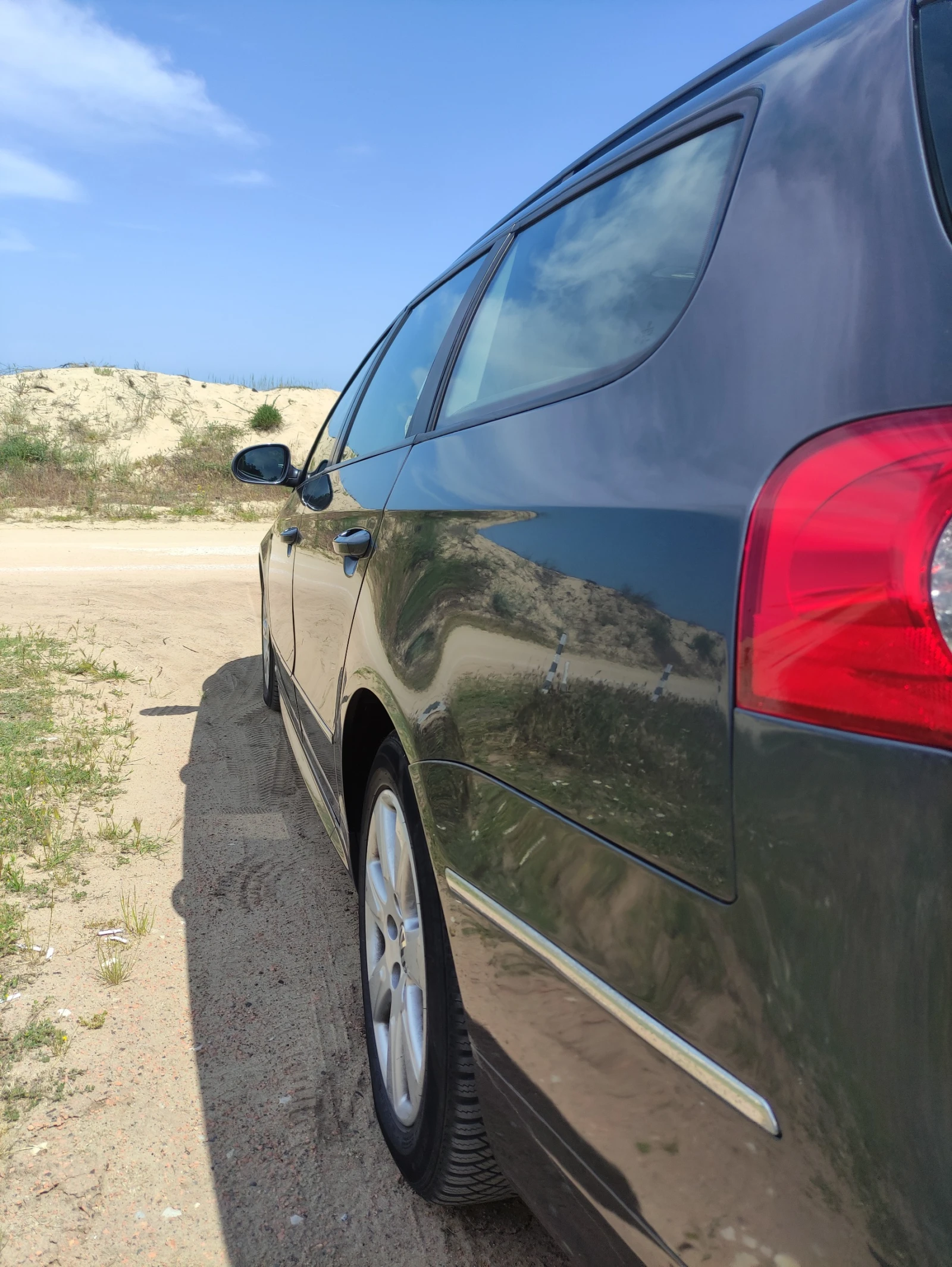 VW Passat R-Line Фейслифт, снимка 5 - Автомобили и джипове - 54330507