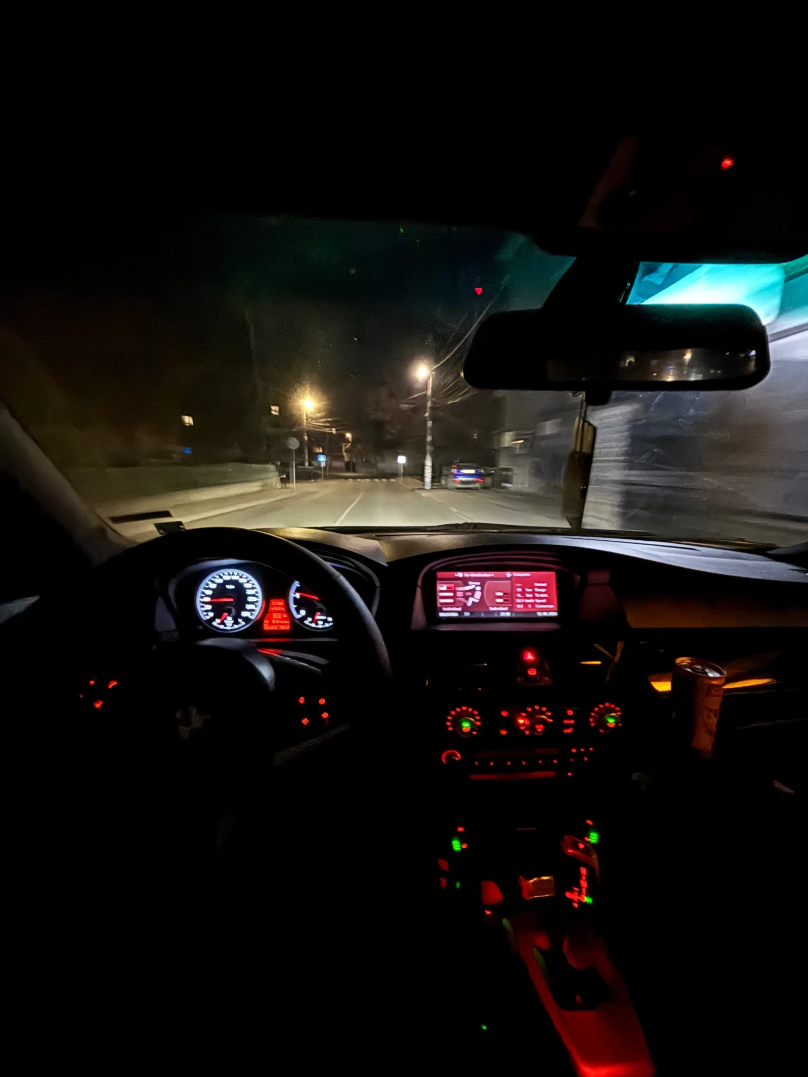 BMW 525 197kc Facelift, снимка 12 - Автомобили и джипове - 54394534