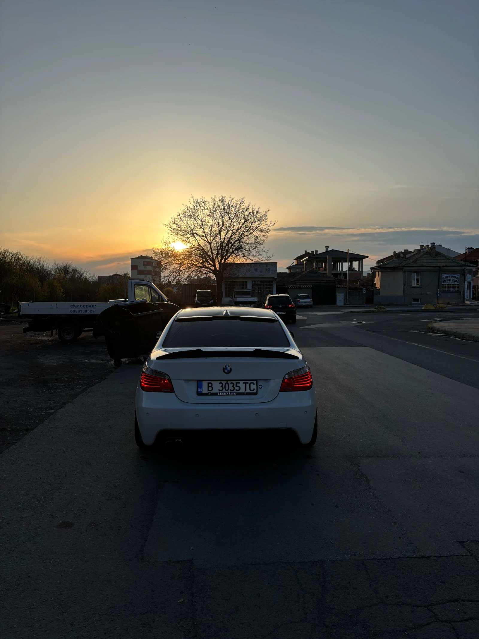 BMW 525 197kc Facelift, снимка 7 - Автомобили и джипове - 54394534