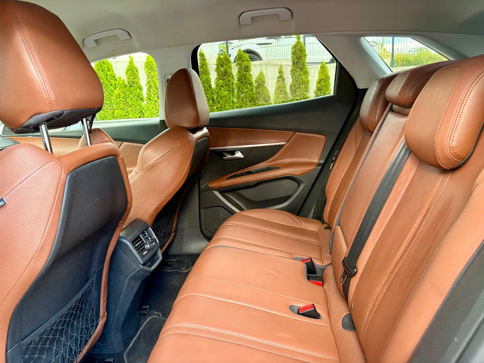 Peugeot 3008 1.6 HDI, снимка 13 - Автомобили и джипове - 54932227