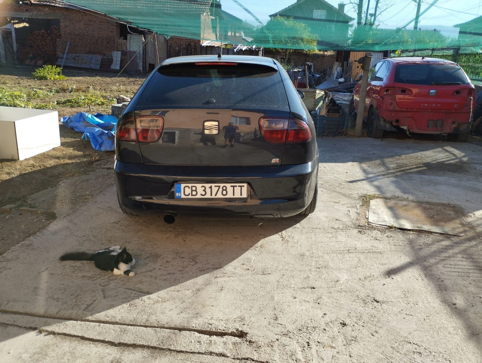 Seat Leon 1.8 Т Купра Р, снимка 4 - Автомобили и джипове - 54980645