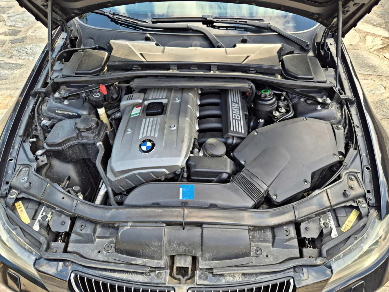 BMW 325 E91 325i, снимка 15 - Автомобили и джипове - 55902028