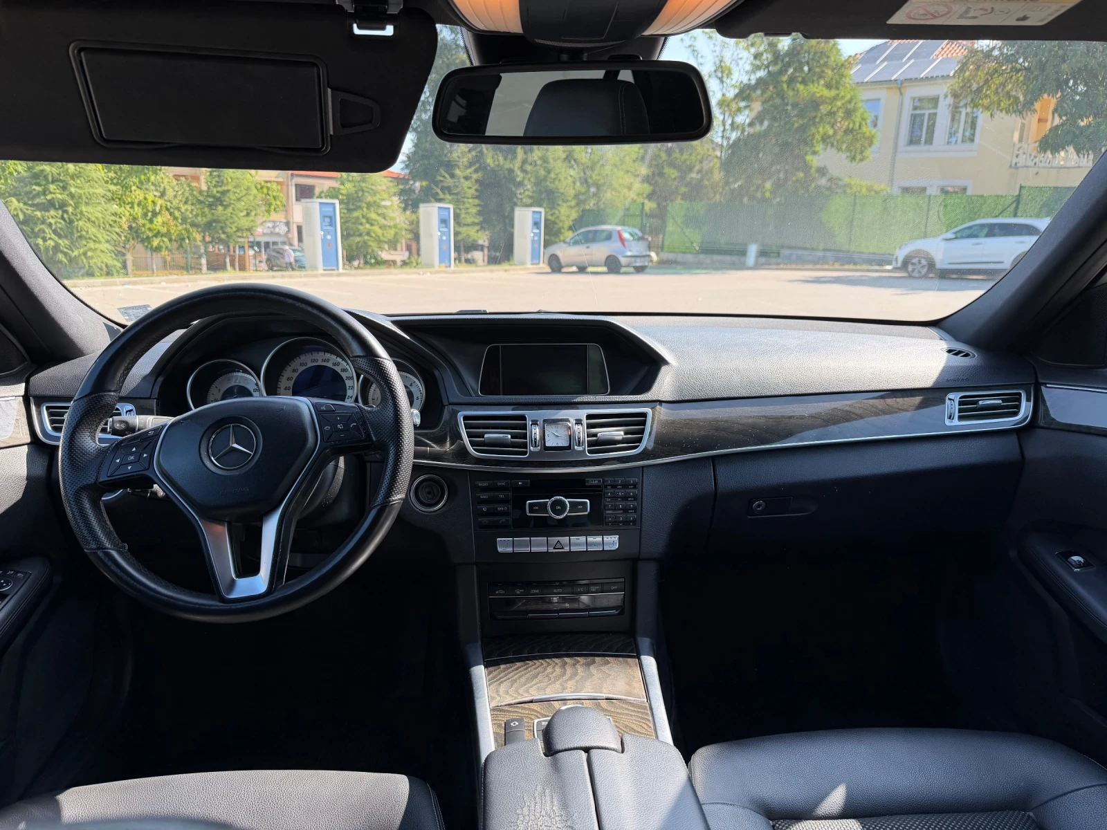 Mercedes-Benz E 200 CDI, снимка 5 - Автомобили и джипове - 55390332