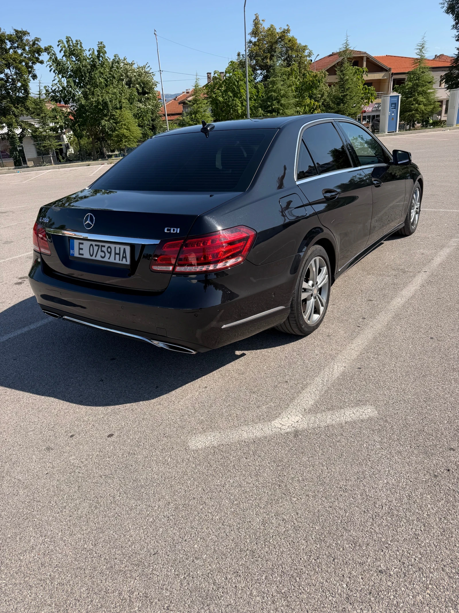 Mercedes-Benz E 200 CDI, снимка 4 - Автомобили и джипове - 55390332