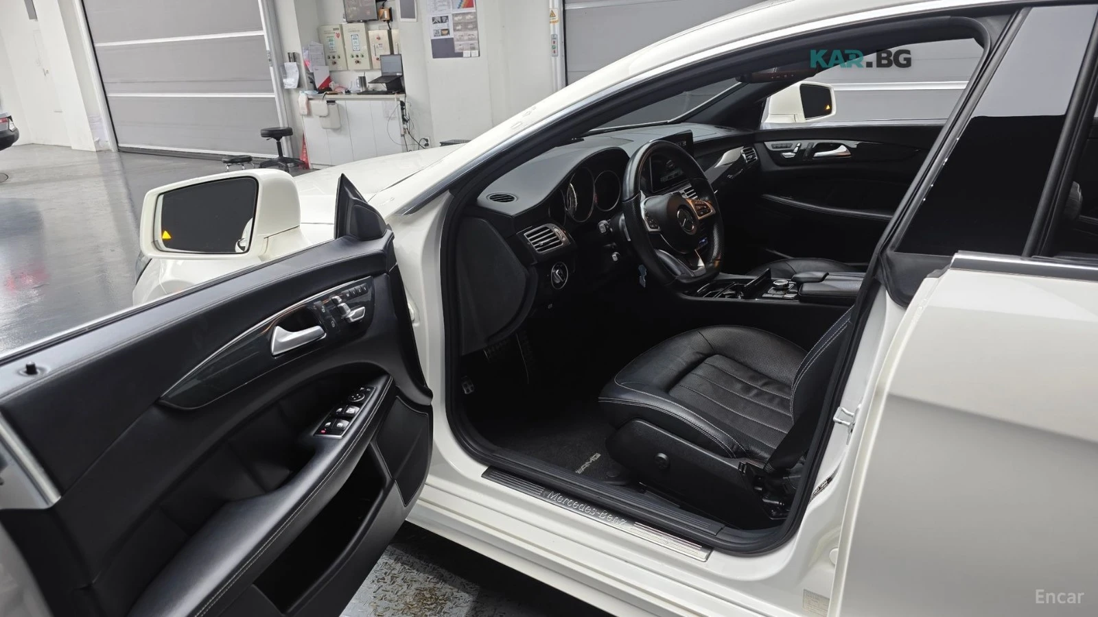 Mercedes-Benz CLS 400 КОЖА* ПОДГРЕВ* ОБДУХВ* BURMASTER* PANO* 360, снимка 10 - Автомобили и джипове - 55409731