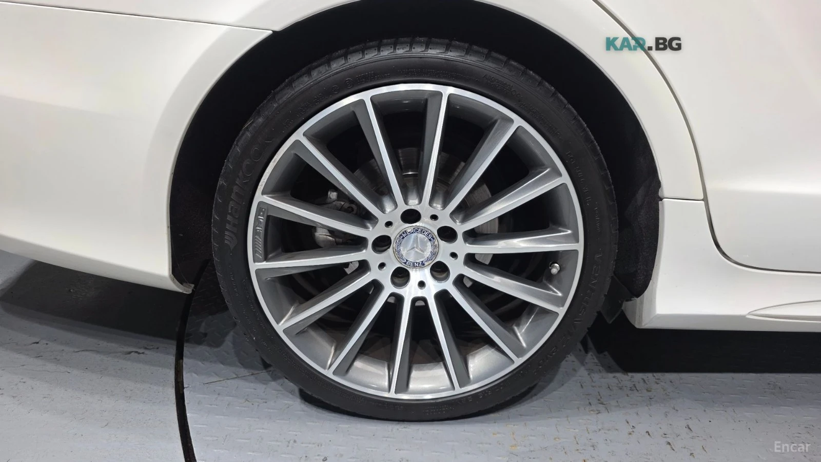 Mercedes-Benz CLS 400 КОЖА* ПОДГРЕВ* ОБДУХВ* BURMASTER* PANO* 360, снимка 5 - Автомобили и джипове - 55409731