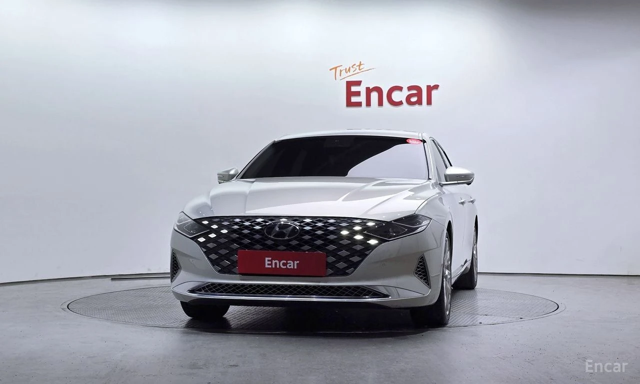 Hyundai Grandeur * ФИКСИРАНА ЦЕНА ДО БЪЛГАРИЯ * АВТОКРЕДИТ, снимка 4 - Автомобили и джипове - 55422459