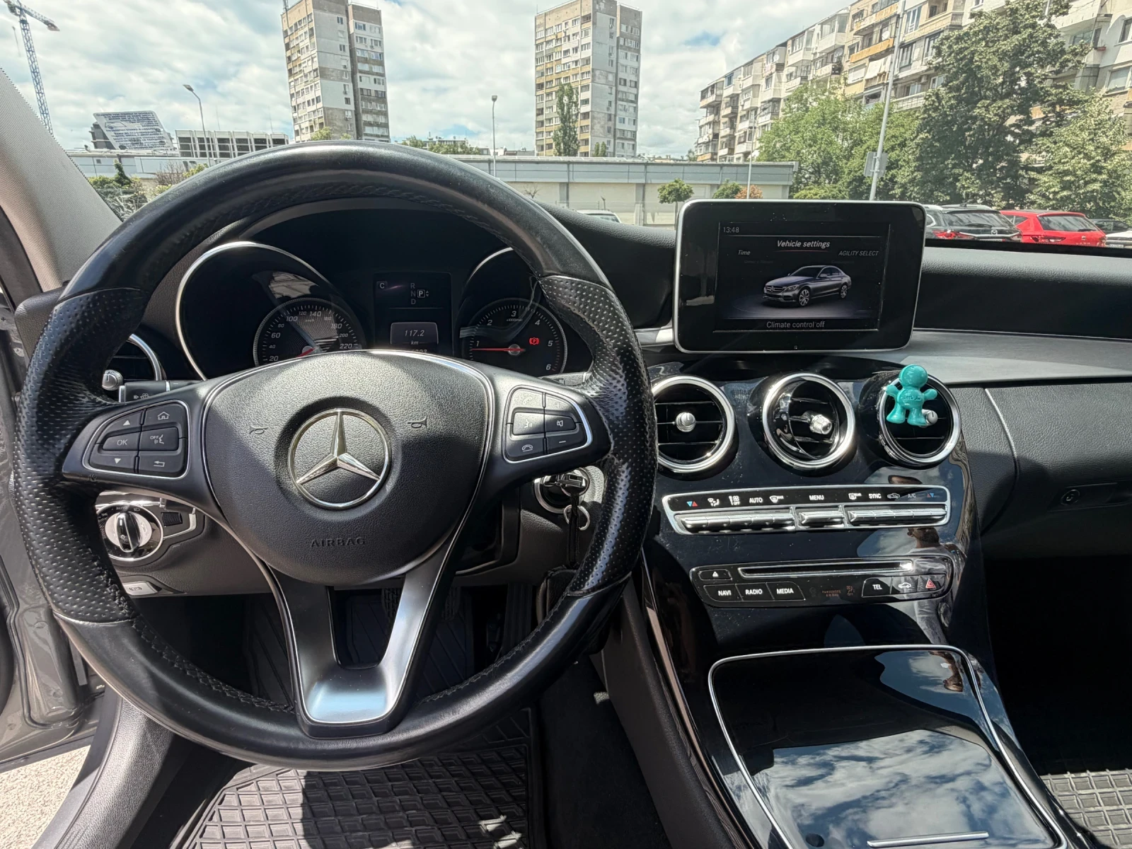 Mercedes-Benz C 250 BLUETEC 4MATIC, снимка 10 - Автомобили и джипове - 56041240