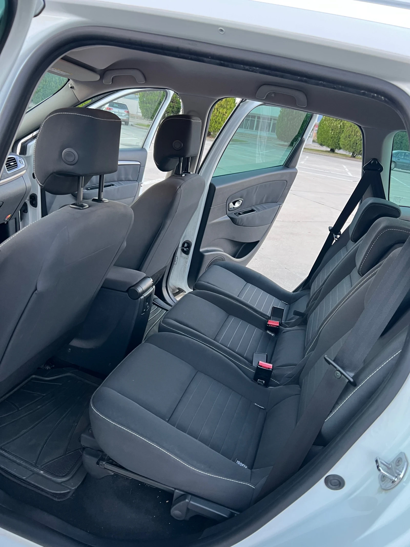 Renault Scenic, снимка 11 - Автомобили и джипове - 56126081