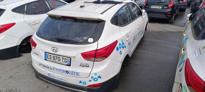 Hyundai IX35 1.7 CRDI, снимка 9 - Автомобили и джипове - 48320351