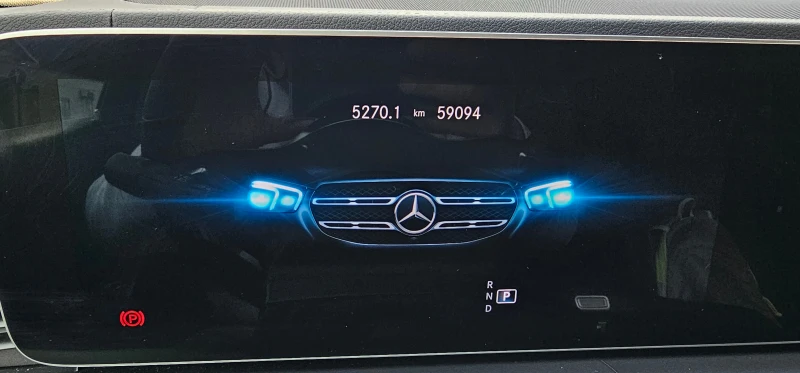 Mercedes-Benz GLS580, снимка 16 - Автомобили и джипове - 52283920