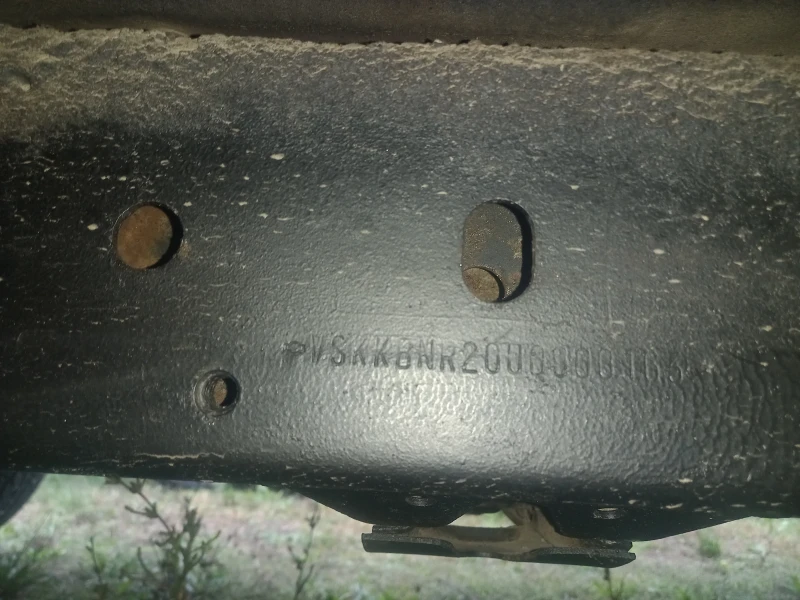 Nissan Terrano Benzin 2.4 116kc. Klim. , снимка 11 - Автомобили и джипове - 52736018