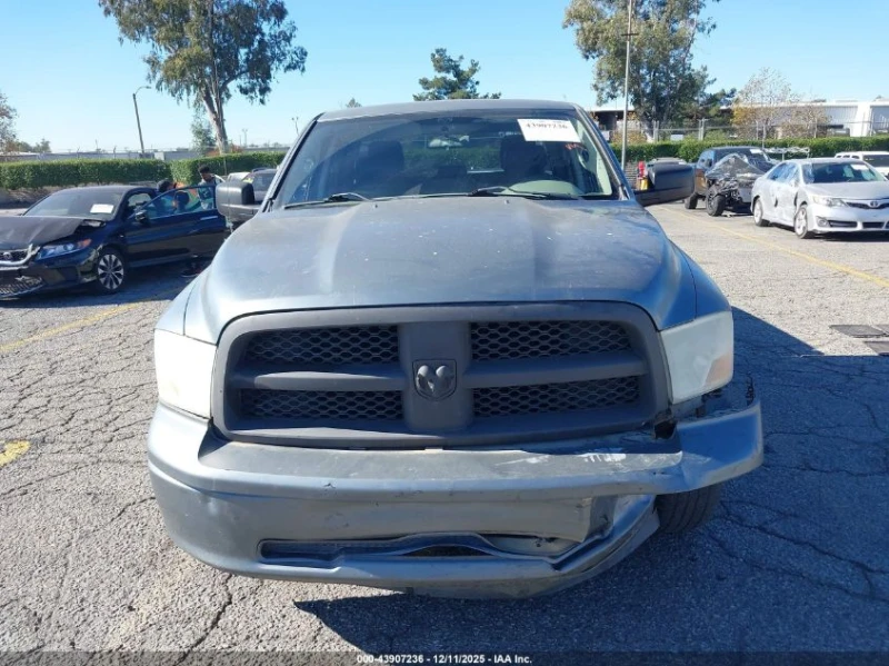 Dodge RAM 1500 3.7L V-6 215HP 4X2 Drive, снимка 4 - Автомобили и джипове - 53098235