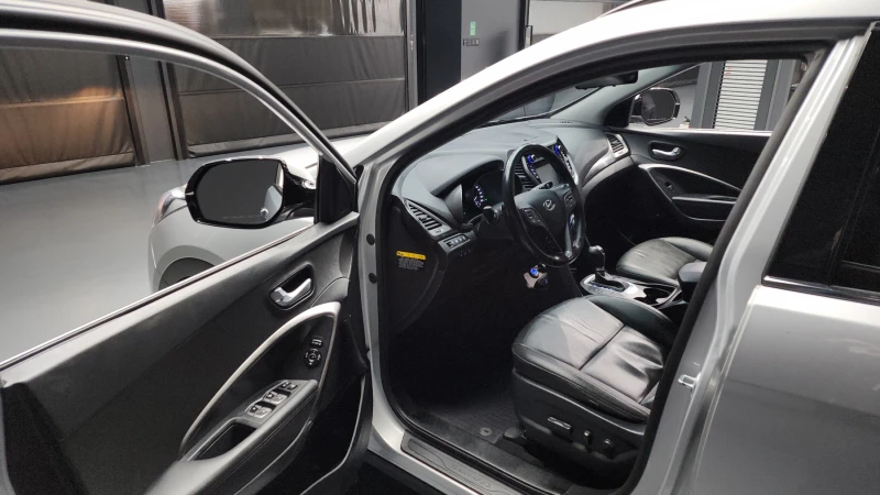Hyundai Santa fe 2.0CRDI/4x4/FACE/Пълна сервизна !!!, снимка 5 - Автомобили и джипове - 53456735