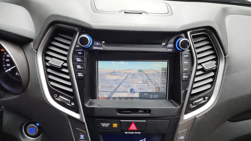 Hyundai Santa fe 2.0CRDI/4x4/FACE/Пълна сервизна !!!, снимка 11 - Автомобили и джипове - 53456735