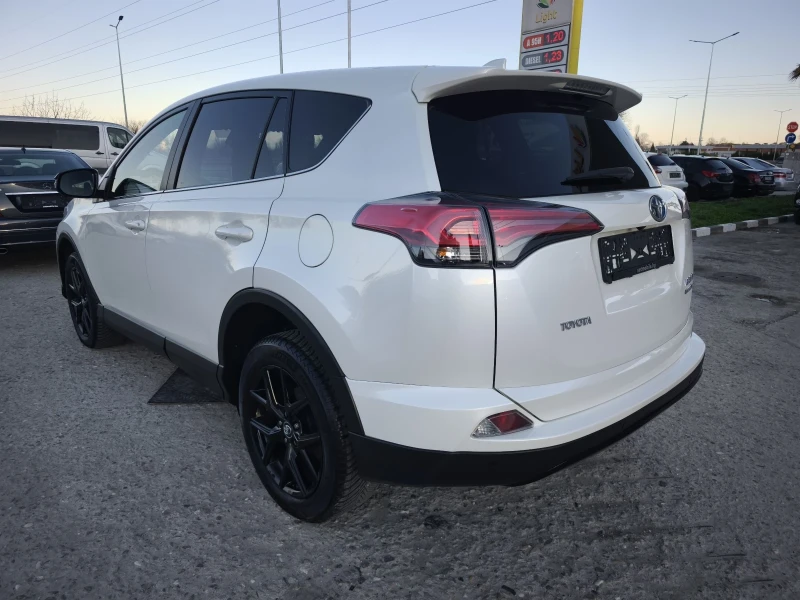 Toyota Rav4 2.5HYBRID FULL SERVICE IN TOYOTA NEW , снимка 4 - Автомобили и джипове - 53530684