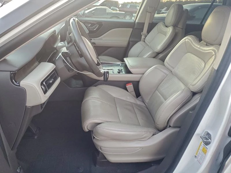 Lincoln Aviator 3.0L 6 Rear-wheel drive - изображение 8