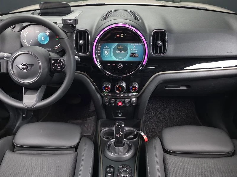 Mini Countryman 1.5 Automatic, снимка 7 - Автомобили и джипове - 56002122