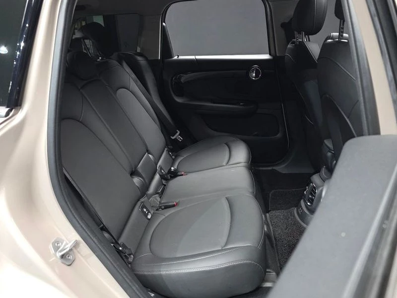 Mini Countryman 1.5 Automatic, снимка 12 - Автомобили и джипове - 56002122