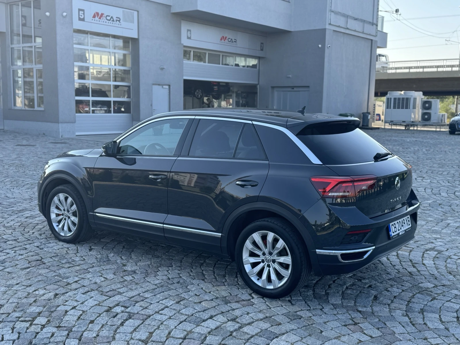 VW T-Roc SPORT 2.0 TDI - изображение 3