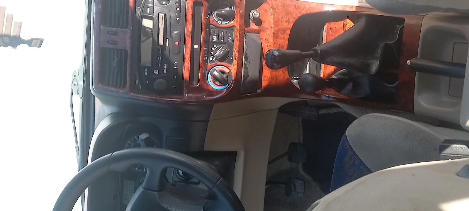 Nissan Terrano Benzin 2.4 116kc. Klim.  - изображение 7