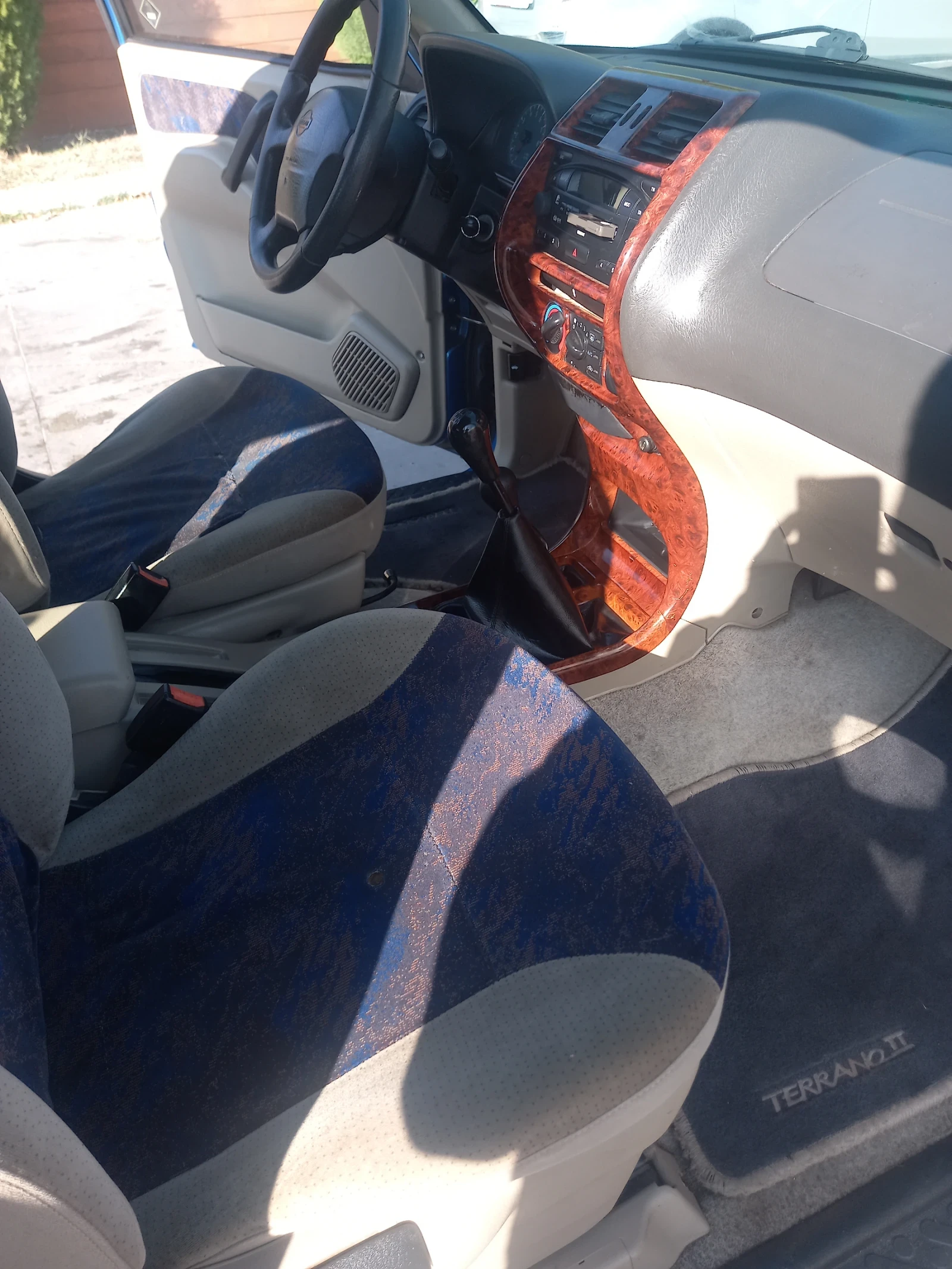 Nissan Terrano Benzin 2.4 116kc. Klim.  - изображение 5