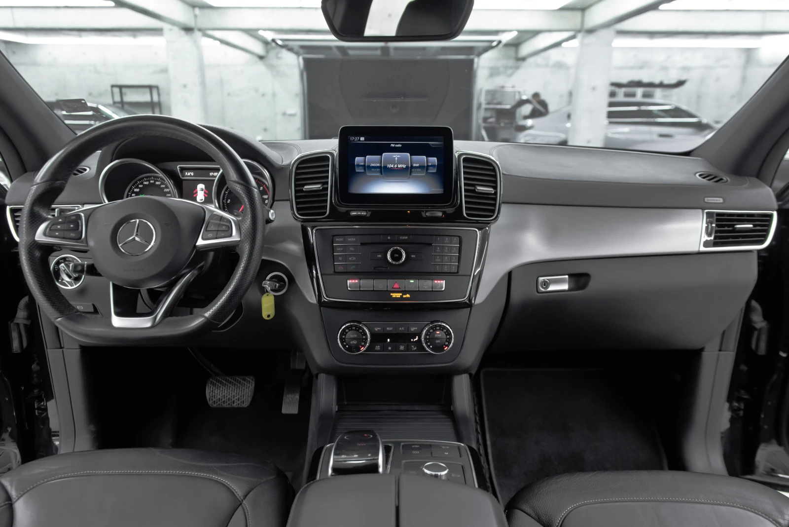 Mercedes-Benz GLE Coupe 350D AMG - изображение 10