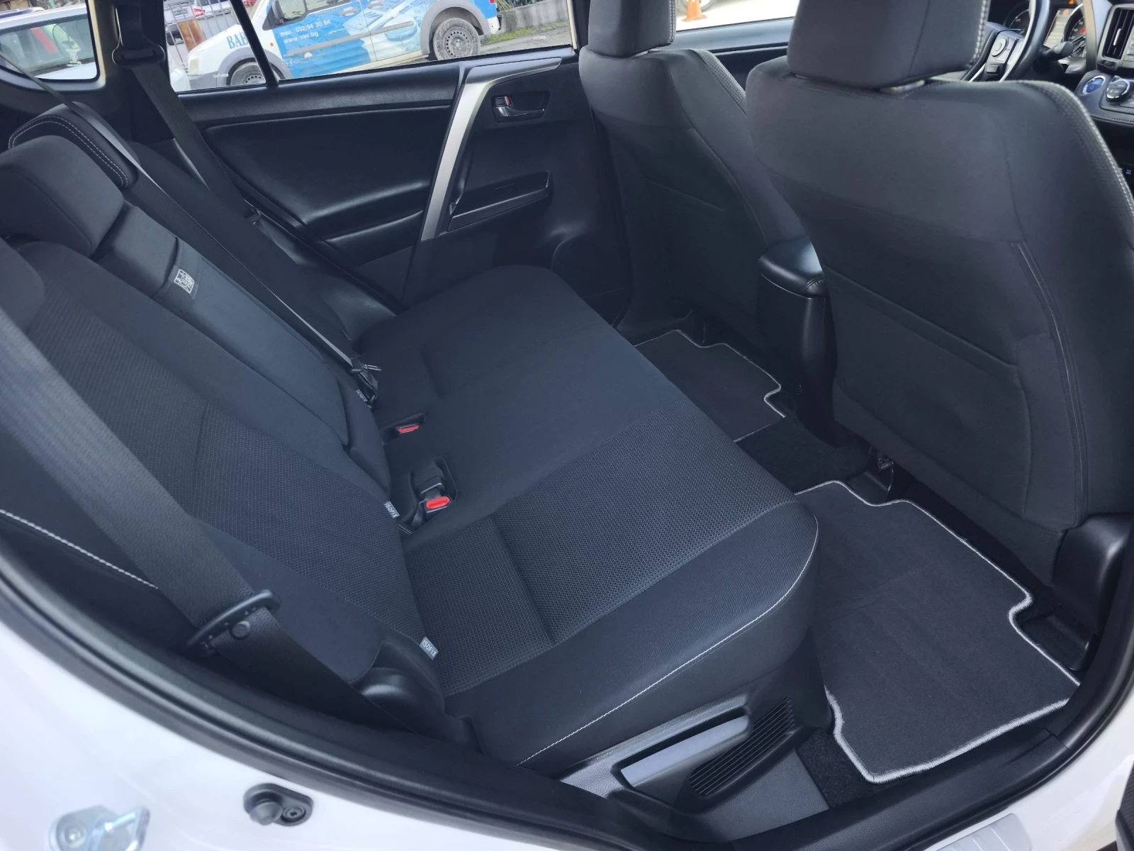 Toyota Rav4 2.5HYBRID FULL SERVICE IN TOYOTA NEW  | Mobile.bg � ����������� 11