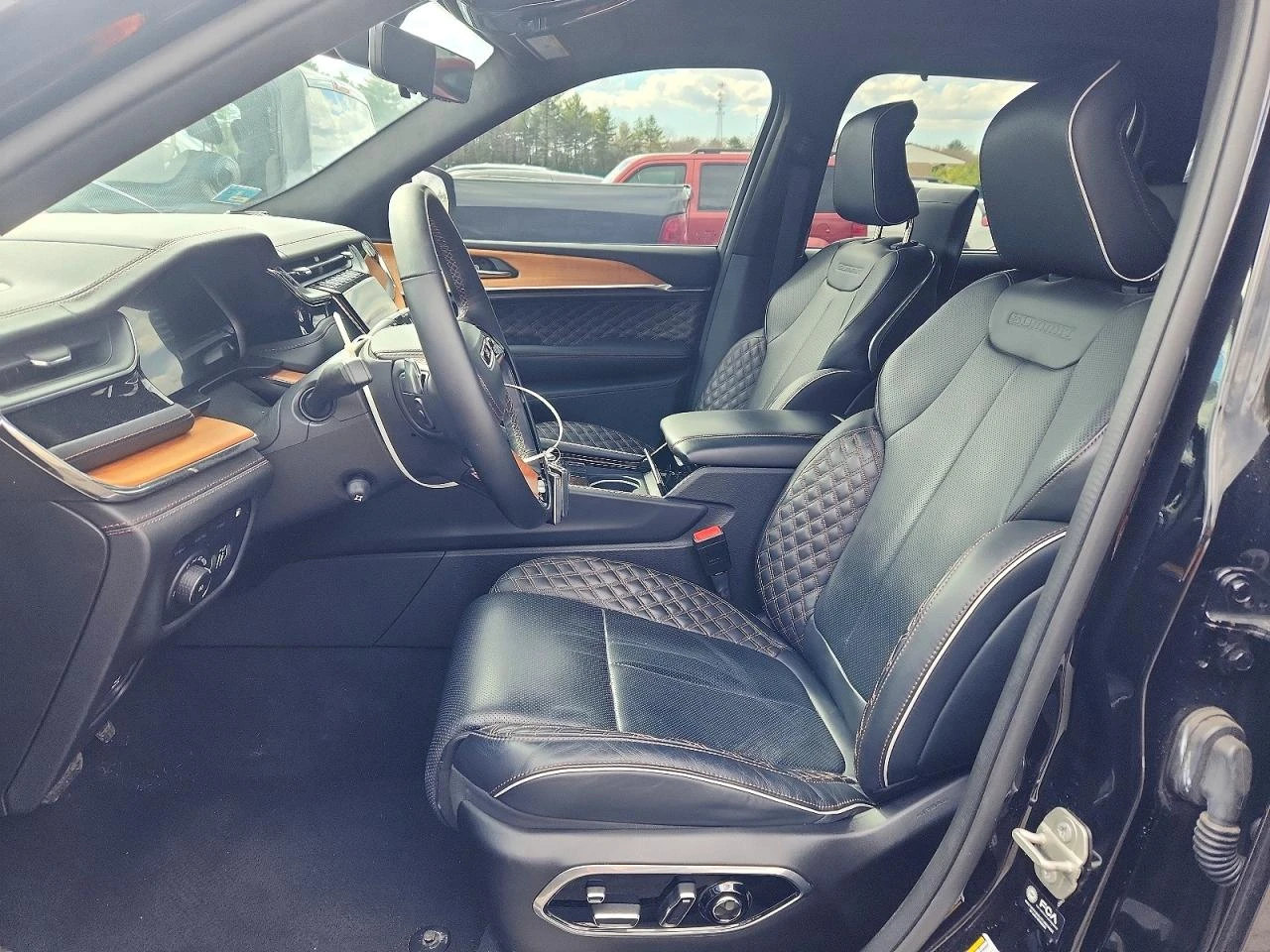 Jeep Grand cherokee 2.0l Summit 4Xe, снимка 7 - Автомобили и джипове - 54501239