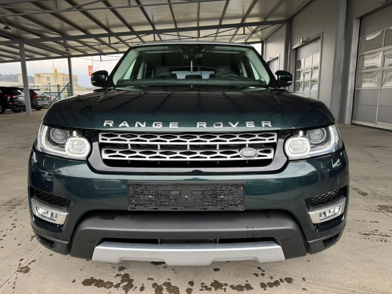 Land Rover Range Rover Sport 3.0HSE* 250ps* 4x4* MERIDIAN* НАВИ* КАМЕРА* , снимка 8 - Автомобили и джипове - 54560023