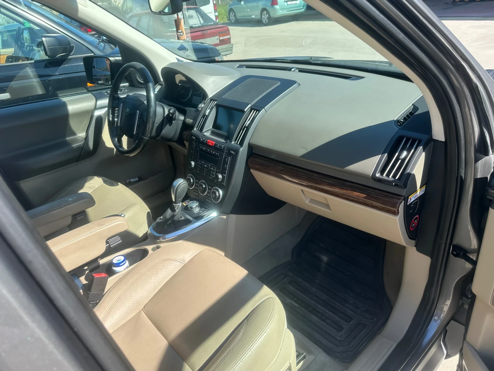 Land Rover Freelander, снимка 12 - Автомобили и джипове - 54706175