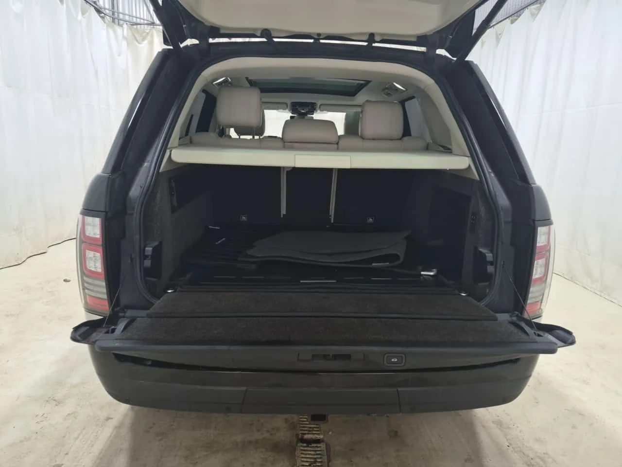 Land Rover Range rover  SC / CARFAX / ЦЕНА ДО БЪЛГАРИЯ , снимка 6 - Автомобили и джипове - 55281441