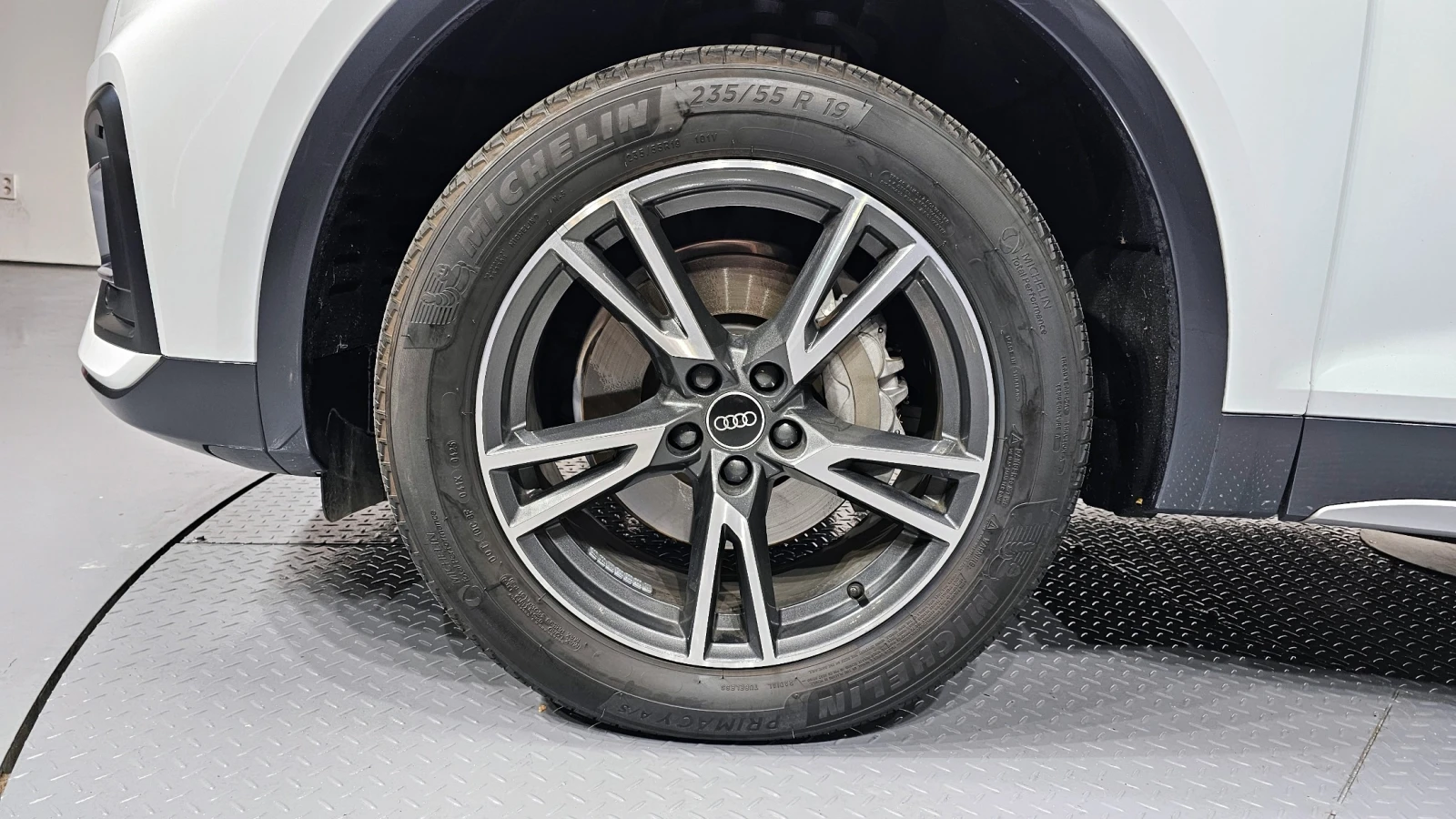 Audi Q5 | DISTRONIC | CARFAX | ПОДГРЕВ | ПАНОРАМА | , снимка 5 - Автомобили и джипове - 55392001
