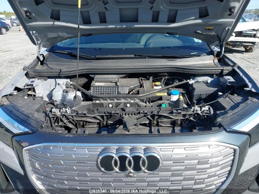Audi Q4 FULL, снимка 16 - Автомобили и джипове - 55434323