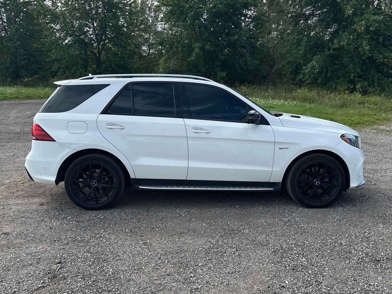 Mercedes-Benz GLE 43 AMG * АВТОКРЕДИТ БЕЗ ПЪРВОНАЧАЛНА ВНОСКА* , снимка 3 - Автомобили и джипове - 55769809