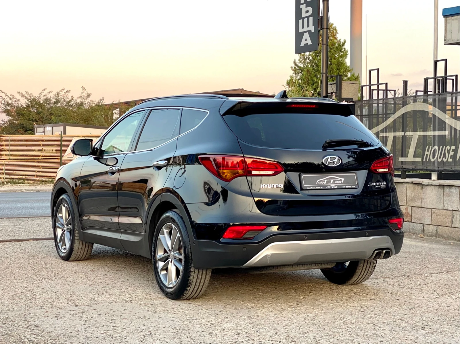Hyundai Santa fe Platin* Обдухване* Pano* Key Go* MAX FULL* , снимка 4 - Автомобили и джипове - 55851524