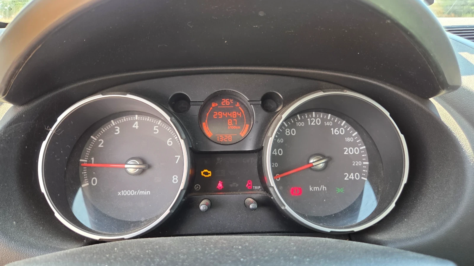 Nissan Qashqai J10, снимка 10 - Автомобили и джипове - 56139768
