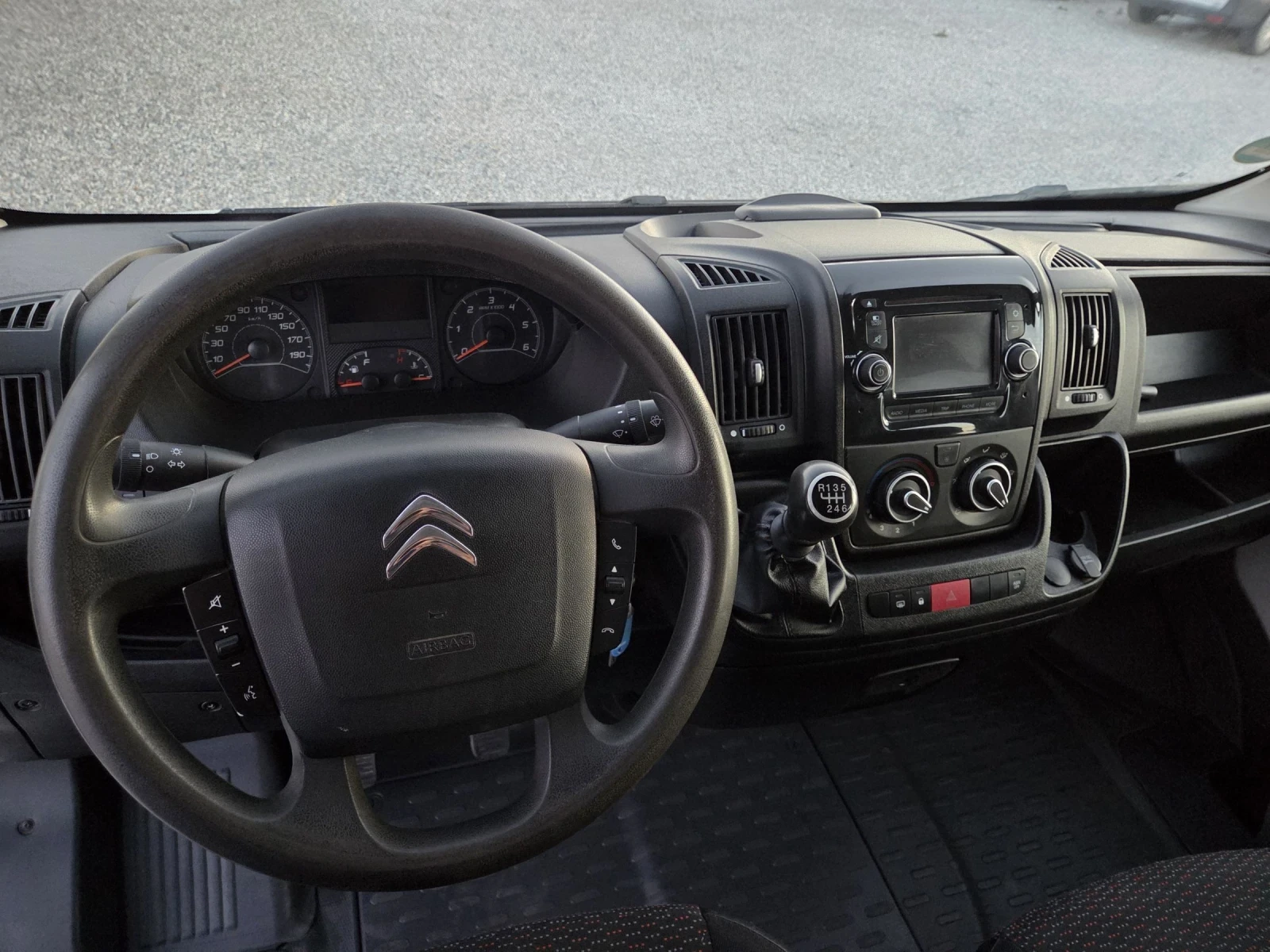 Citroen Jumper Тваропътник, 6 места, Клима, Нави - изображение 10