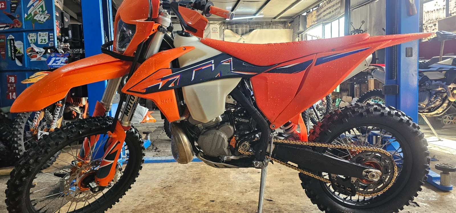Ktm EXC 300 tpi 2022 0ч от ремонт с фактура , снимка 2 - Мотоциклети и мототехника - 55826267