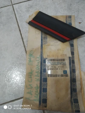 Продавам лайсна за преден десен калник на Опел Вектра Джи Ти, снимка 1