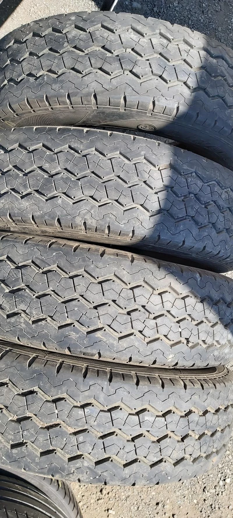 Гуми Летни 215/75R16, снимка 1 - Гуми и джанти - 29344297