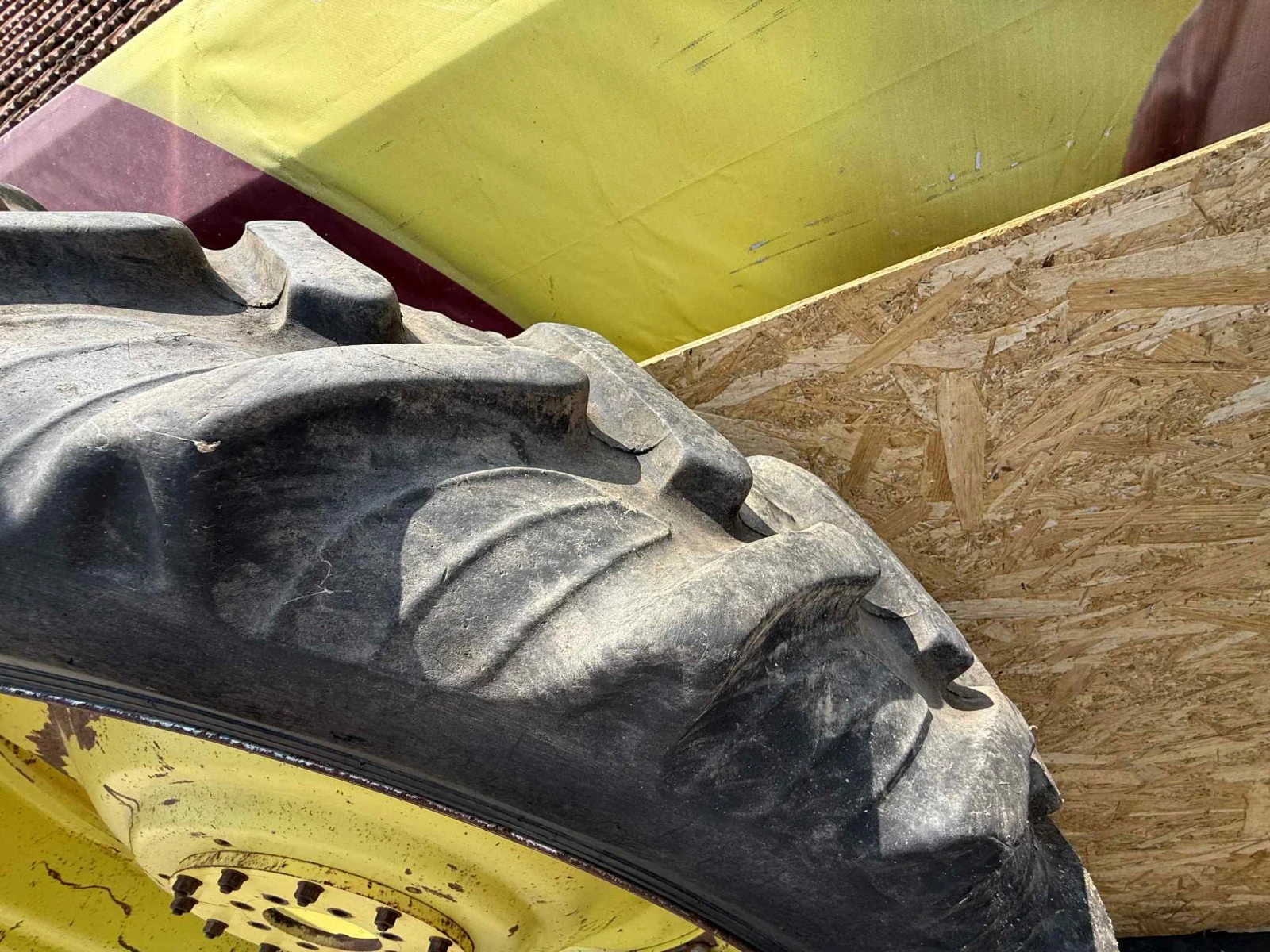    270/95R28 | Mobile.bg   5